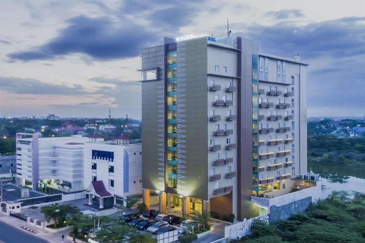 Khas Pekanbaru Hotel Zewnętrze zdjęcie