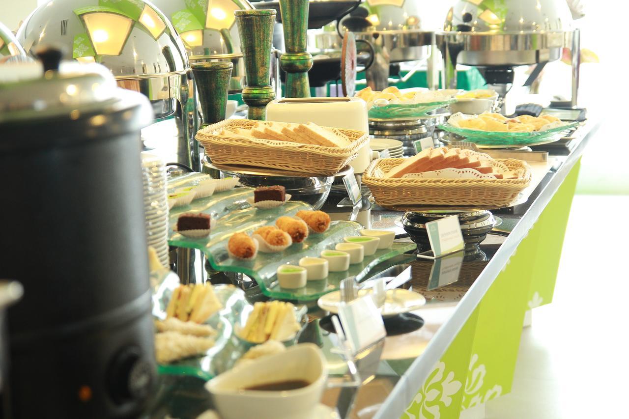 Khas Pekanbaru Hotel Zewnętrze zdjęcie