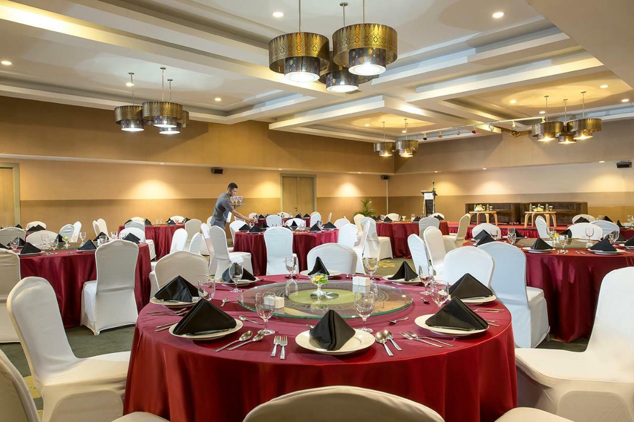 Khas Pekanbaru Hotel Zewnętrze zdjęcie