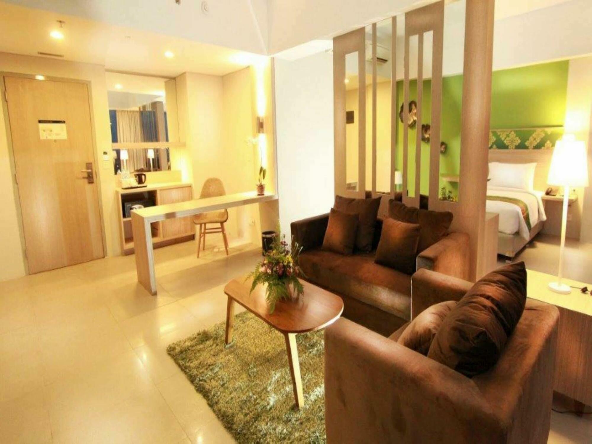 Khas Pekanbaru Hotel Zewnętrze zdjęcie